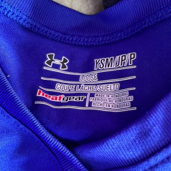 Sports jerseys - Picture 2 of 5